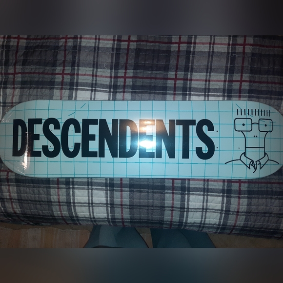 Descendents Skateboard NIP